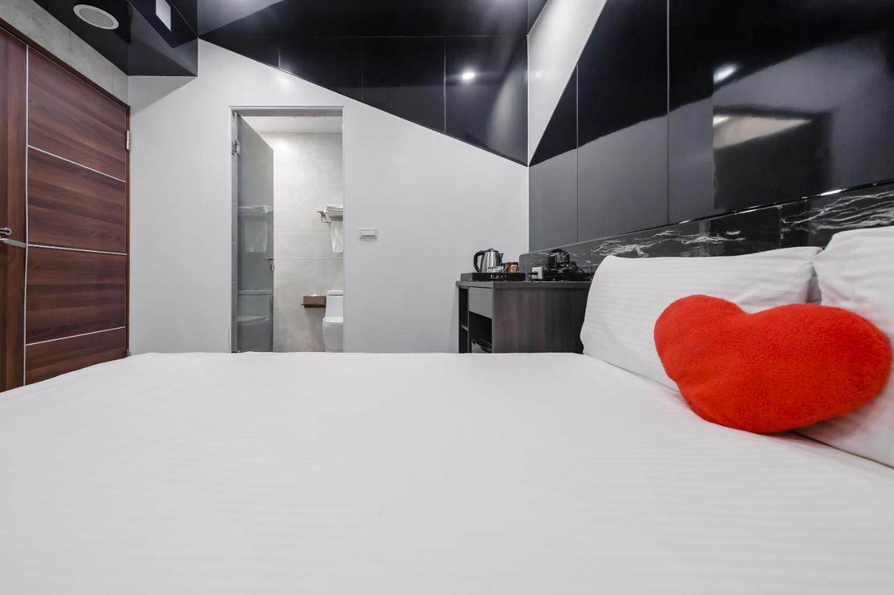 Sun Moon Tea B&B Yuchi Exterior photo